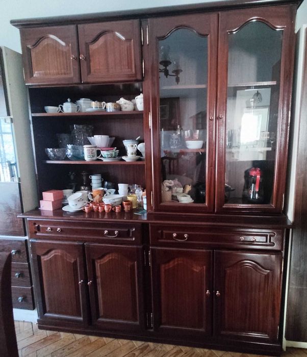 Movel sala com cristaleira