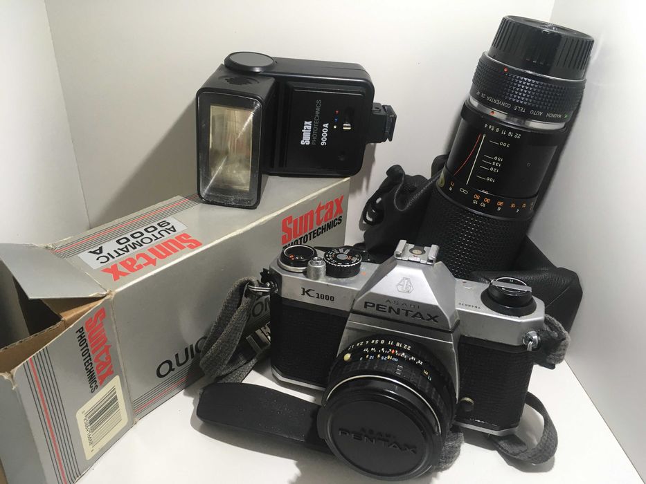 Asahi Pentax K1000 + objectiva e flash