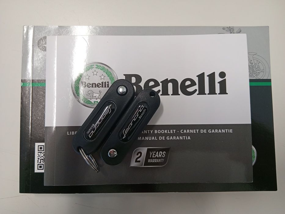 Benelli leoncino 125 como NOVA 2025