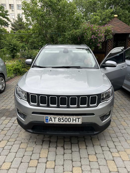 Jeep Compass Latitude 2020 Gray 2.4L
