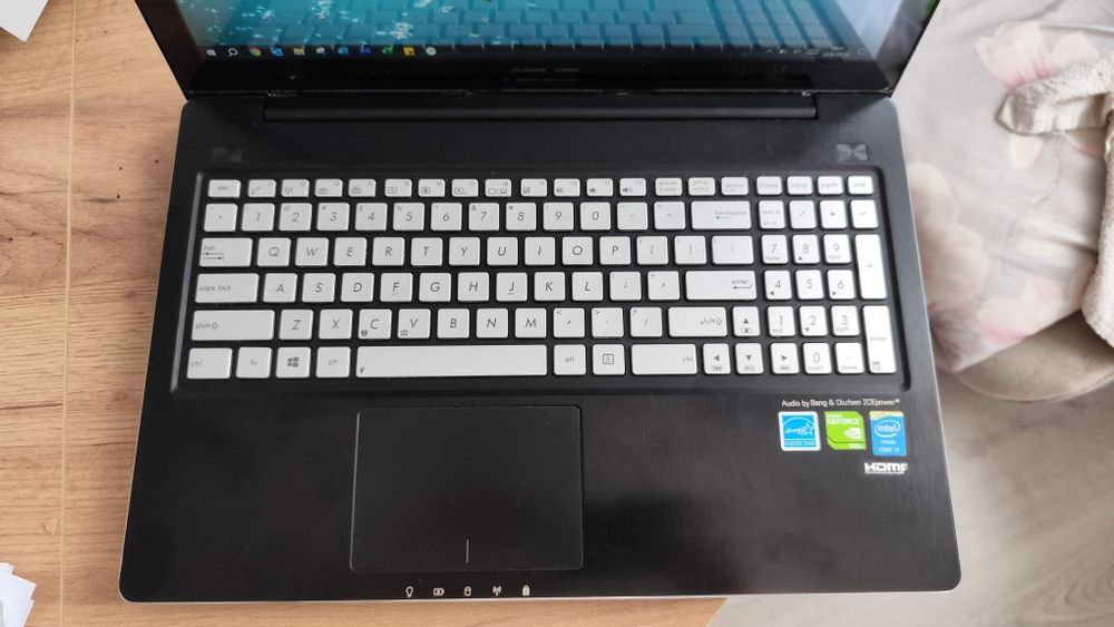 Laptop Asus Q550