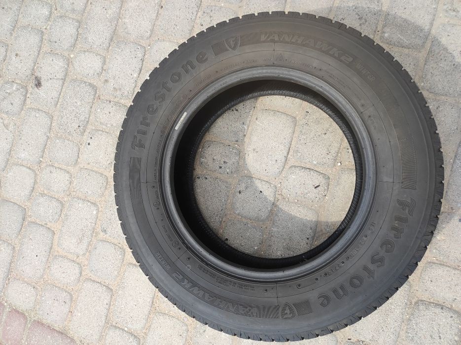 225.65.16c jedna opona Firestone Vanhawk  2 Winter