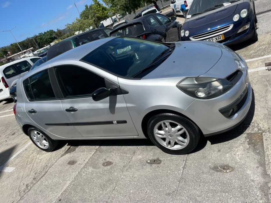 Renault Clio III 1.2 Gasolina – 2006 — photo 3