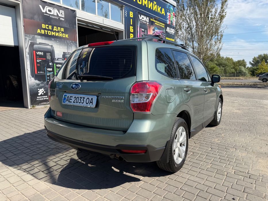 Продам Subaru Forester 2015 год, 2.5 бензин