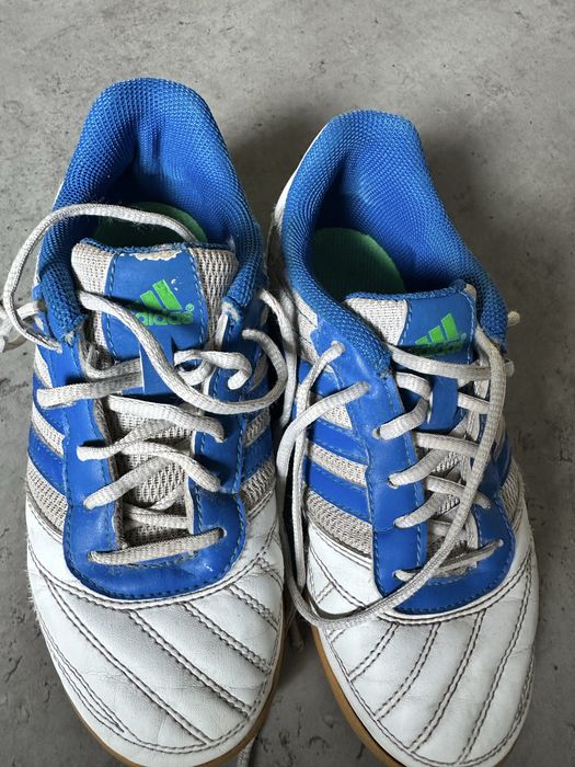 Halówki Adidas rozm.33