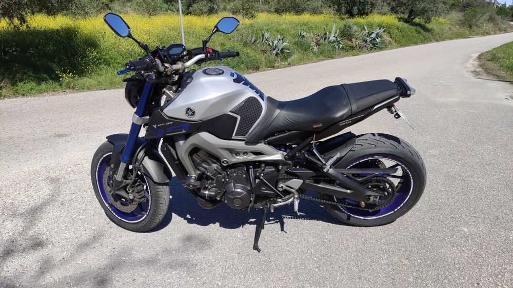 Yamaha MT09 em excelente estado.