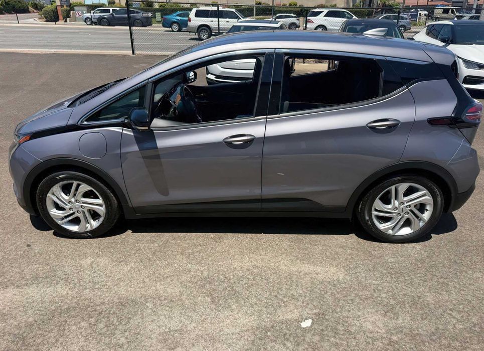Chevrolet Bolt EV 2LT      2023