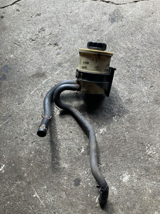 Renault Megane I - zbiornik przewód wąż wspomagania