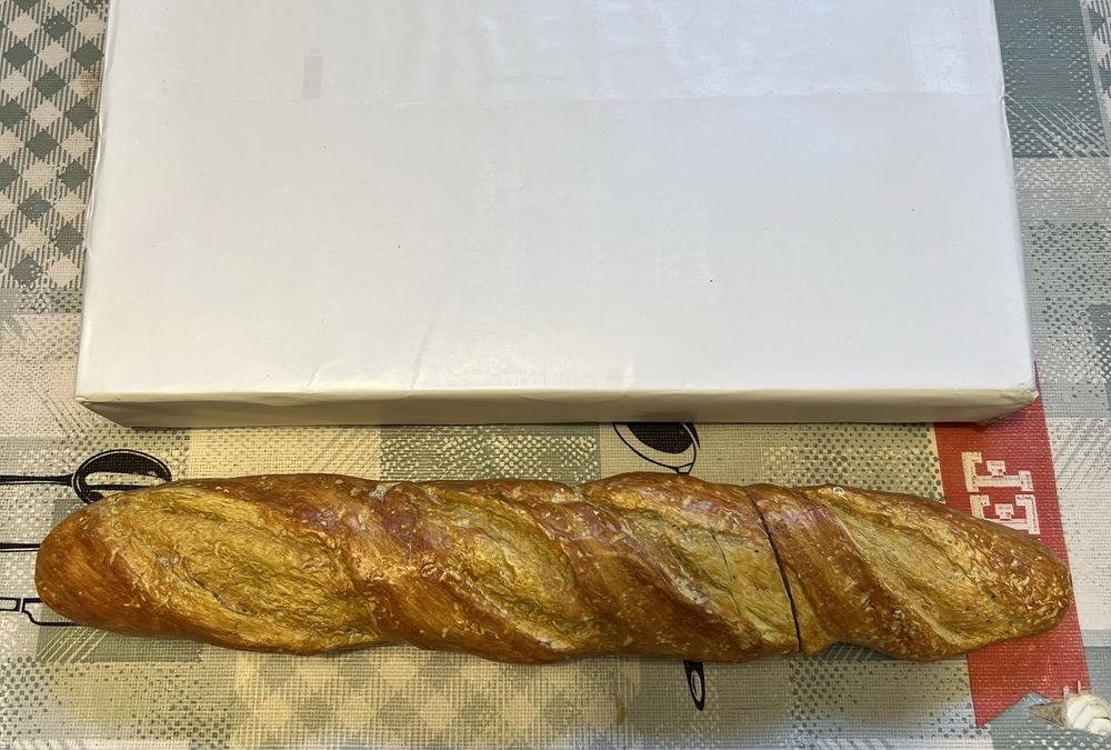 Faca em formato de pão