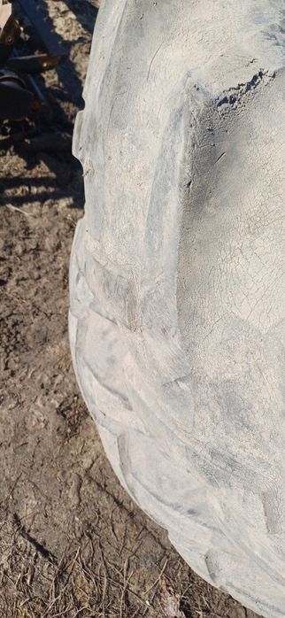 Sprzedam opony rolnicze 16.9 x 28