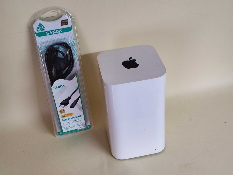 Router Apple A1521 Airport