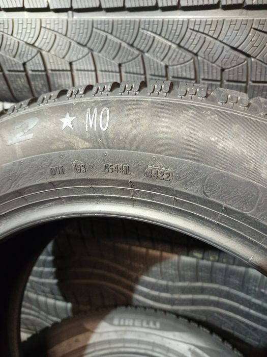 225/55R18 Pirelli WinterCinturato 2