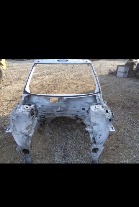 EVOQUE L538 L551 розборка шрот крило четверть порог стойка ланжерон