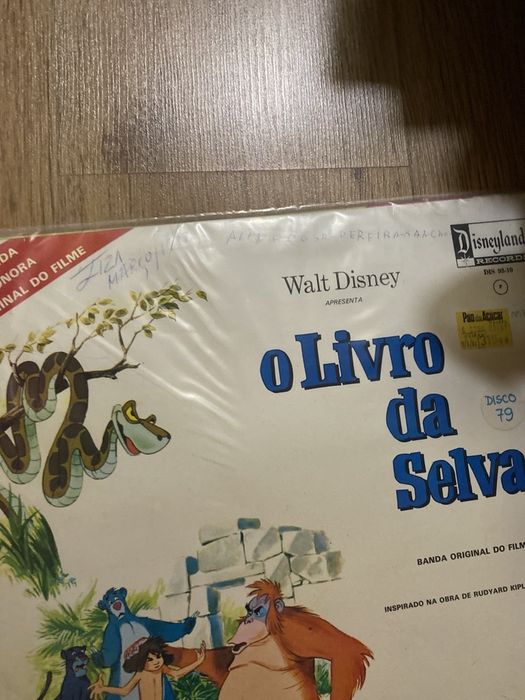 3 discos vinil: Cinderela - Heidi - O livro da Selva