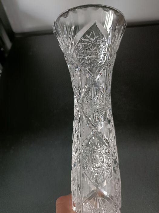 Ładny wazon kryształowy