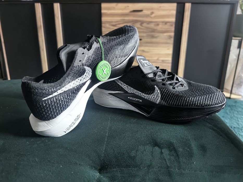 Buty meskie nike do biegania 42.5