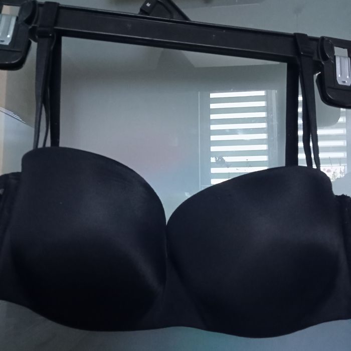 Biustonosz push up, usztywniany, modelujący, czarny Intimissimi 80B