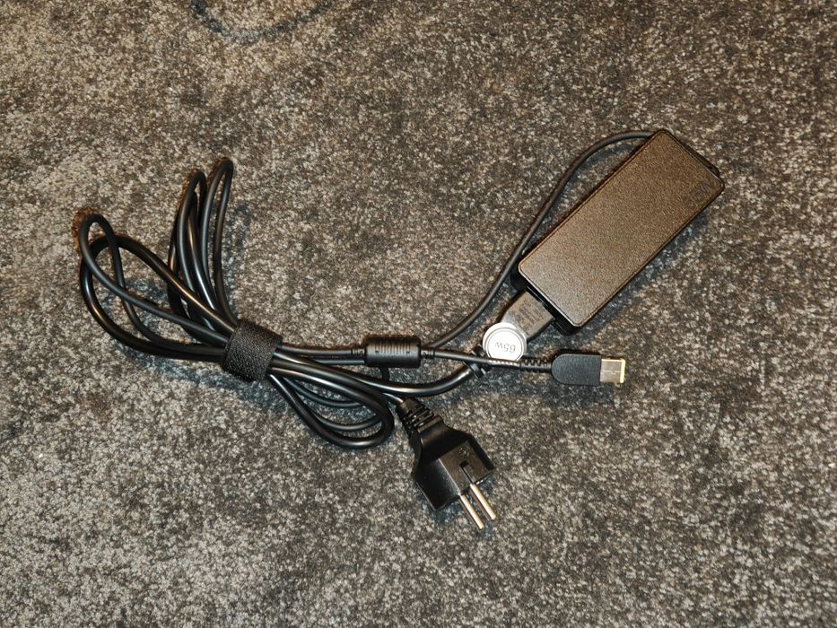 Zasilacz ładowarka LENOVO 20V 3.25A 65W Slim Tip
