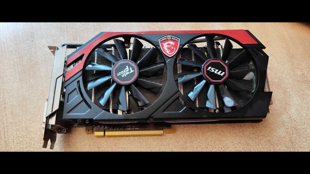 PCパーツ gtx 770  4GB  else 1988-front-thumb.jpg