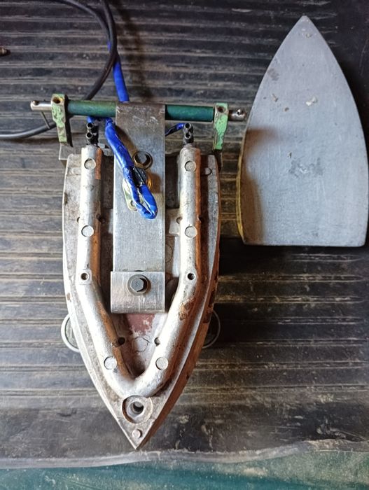 Вулканизатор для ремонта шин