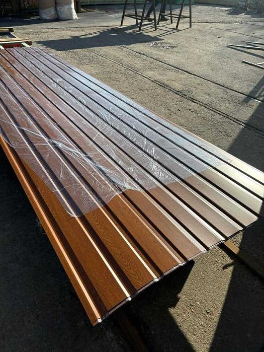 Blacha trapezowa na dach blacha na dach nowy dach remont Producent