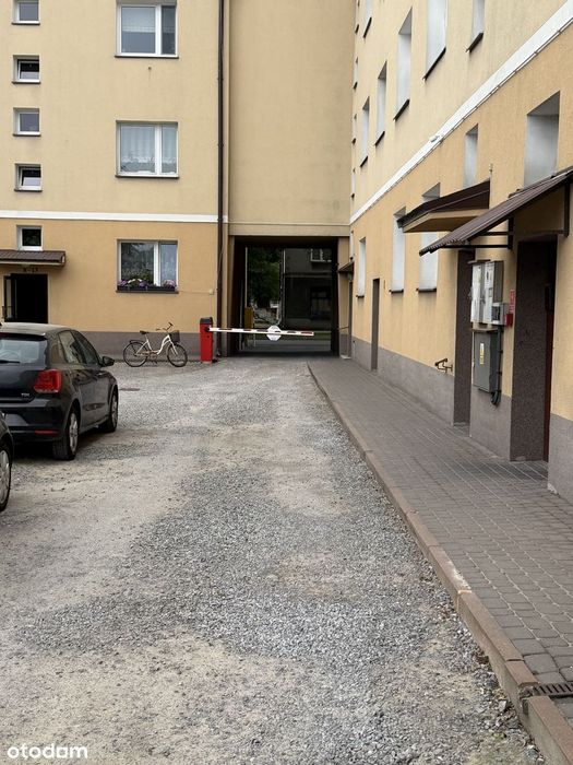 2-pokojowe mieszkanie 65 m² po remoncie | Centrum Zwolenia | Parking