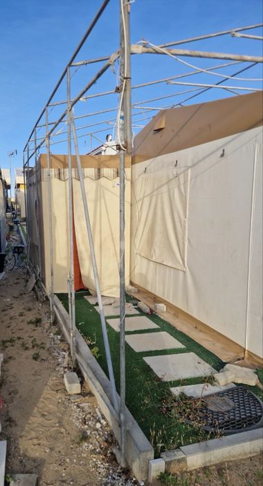 Tenda em M2 impecavel  temos varias unidades