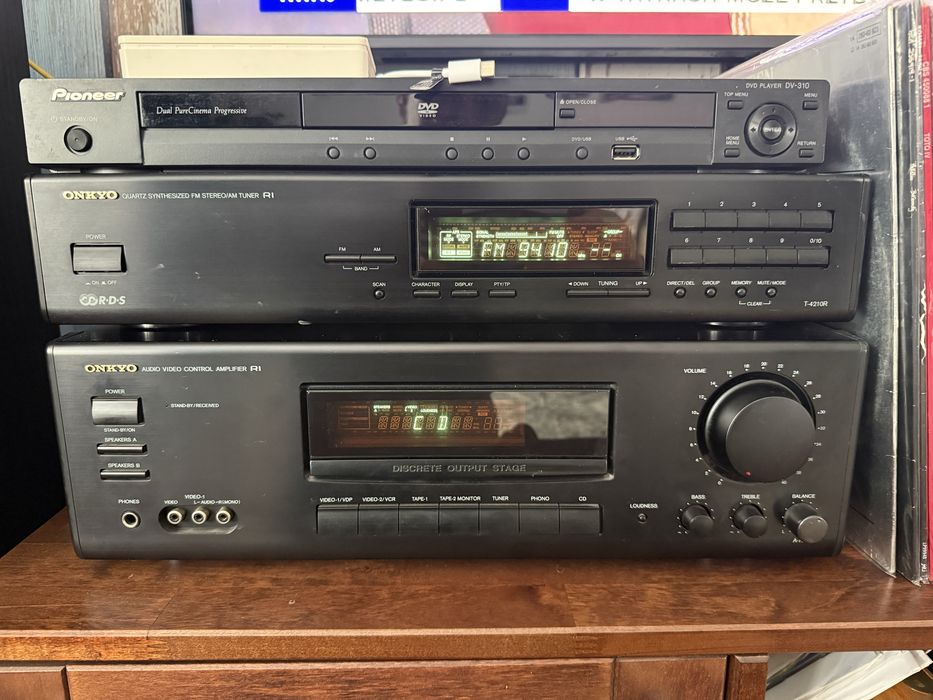 Onkio A-rv410 amplituner + radio  t421R