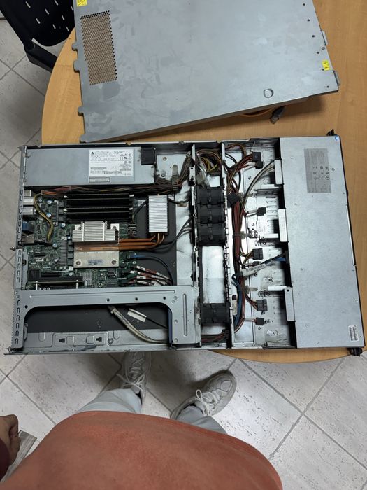 Servidor HP Proliant DL120 G6
