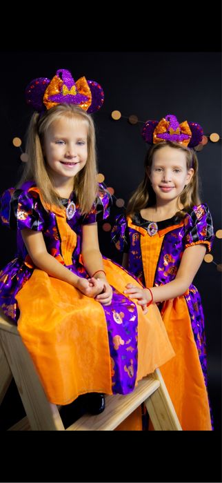 Продам дві сукні Disney Halloween 122 та 140