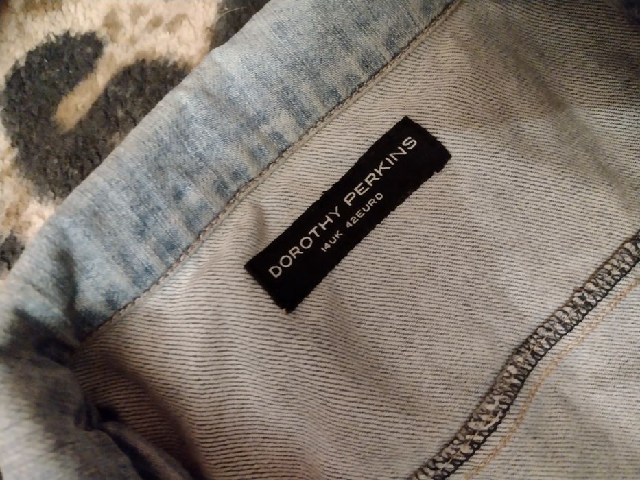 Віддам джинсові жакети,42р