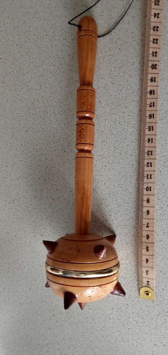 Дерев'яна сувенірна булава