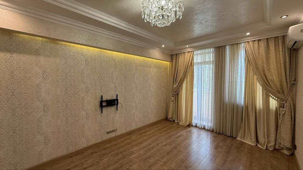 Продам 3к квартиру з автономним газовим опаленням, Центр, Гідропарк, Театральна площа