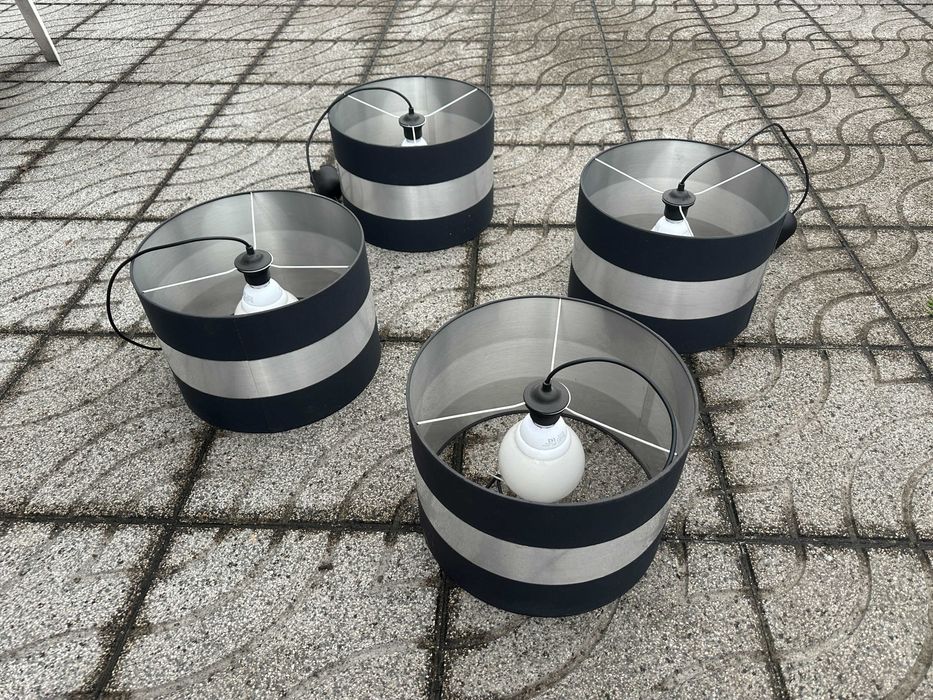 Candeeiros como novos