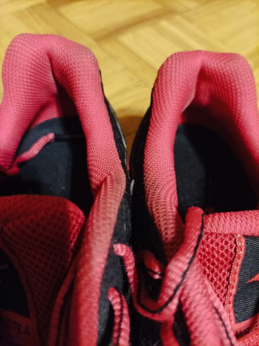 Buty sportowe Mizuno Wave Hayate 4