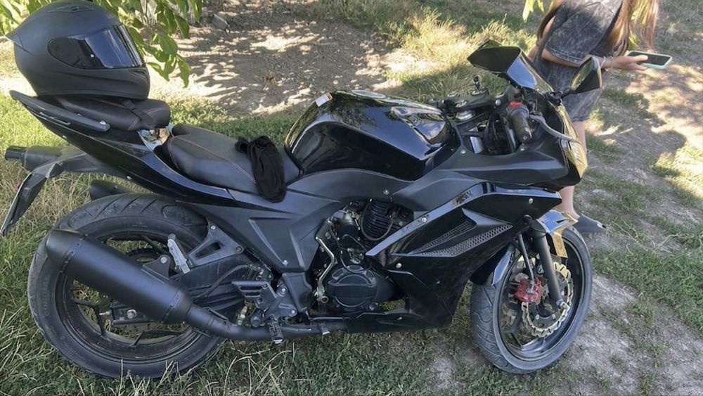 Viper 250 кубів