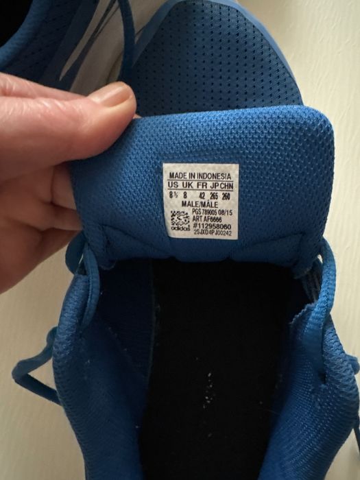 Кросівки Adidas 42 р