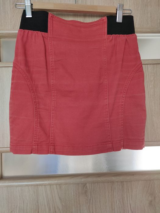 Spódnica mini czerwona na zamek, r. S