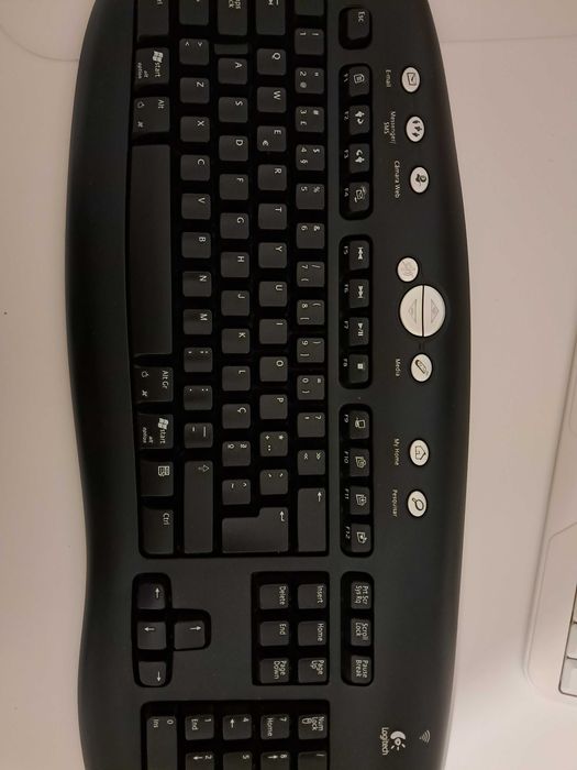 Logitech Wireless Keyboard443510430221608961
