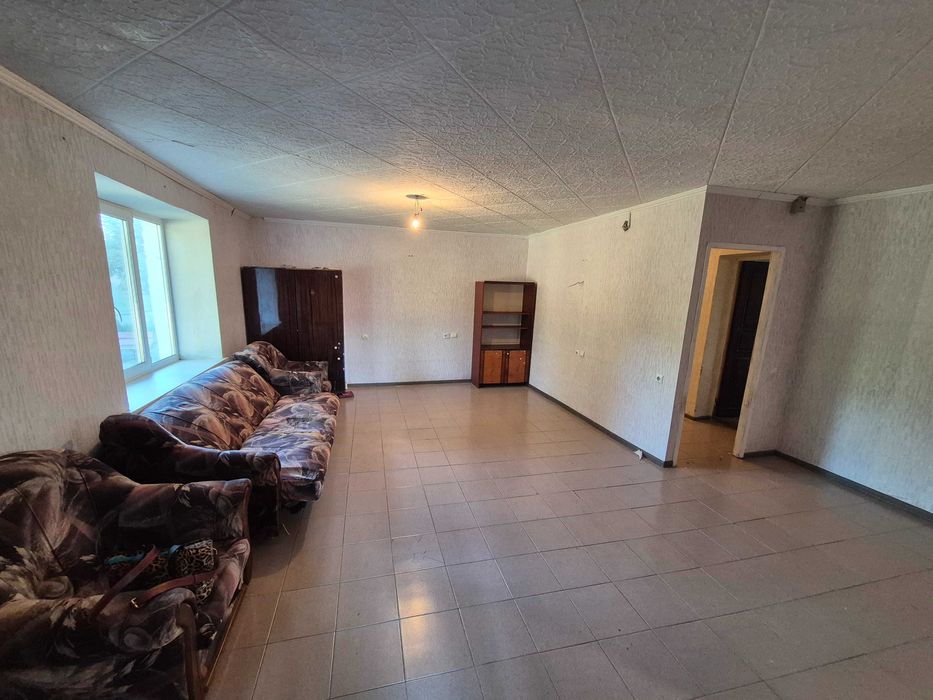 Автономное отопление! 4комн. квартира. Центр Лозовой.Можно под офис.