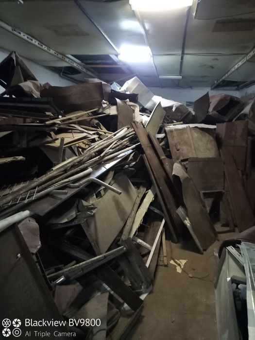 Металобрухт здати 5.3грн/кг.Скупка Металолома від-200кг.