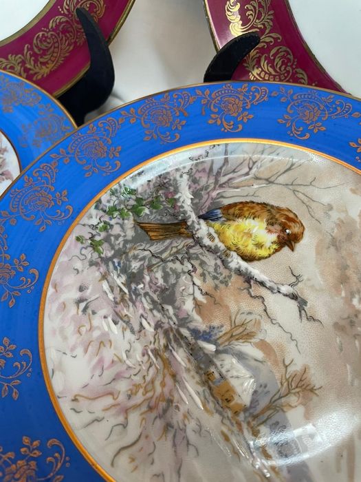 Antiguidade pratos decorativos Limoges em bom estado