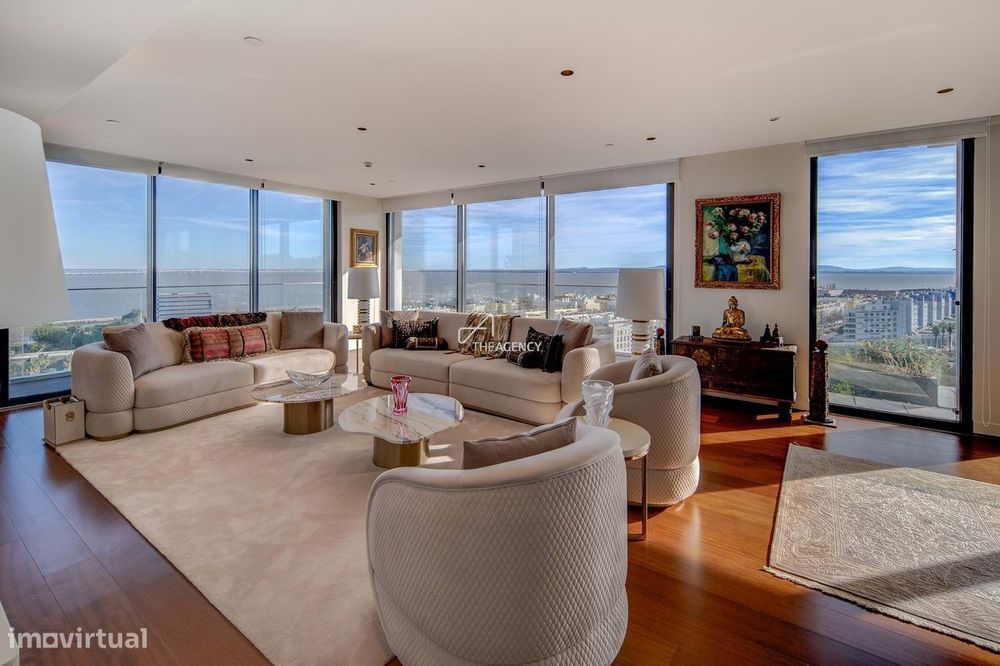 Apartamento T4 com deslumbrantes vistas rio no Parque das Nações