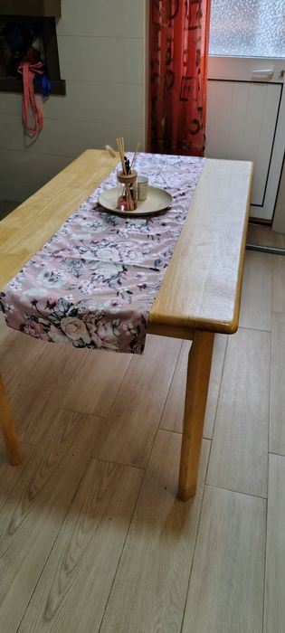 Mesa de jantar(sem a decoração)