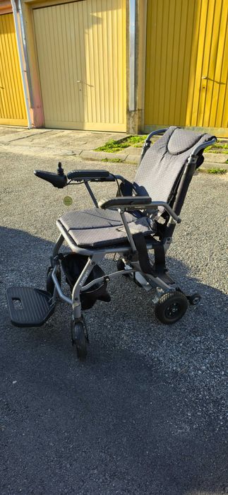 Cadeira de rodas eletrica