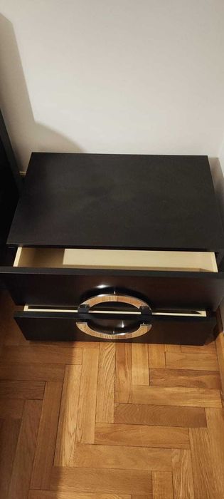 Mobília de Quarto Completa – Elegante e em Bom Estado