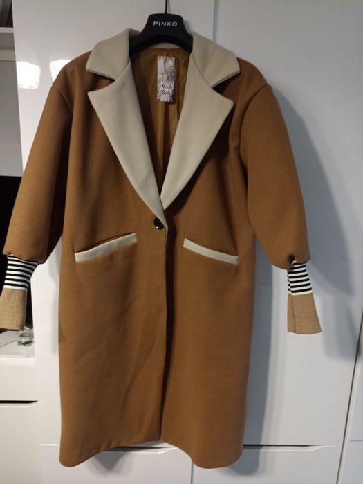 Płaszcz damski karmel