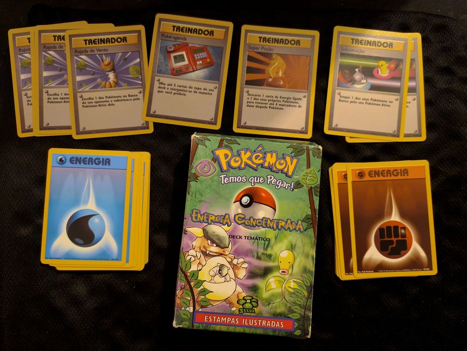 129 Cartas Pokémon Jungle Collection + Topps 1999 blue logo (1st Print) e cartas extra.