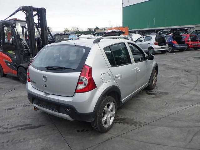 Разборка RENAULT SANDERO 07-13 Запчасти Рено Сандеро Авторазборка
