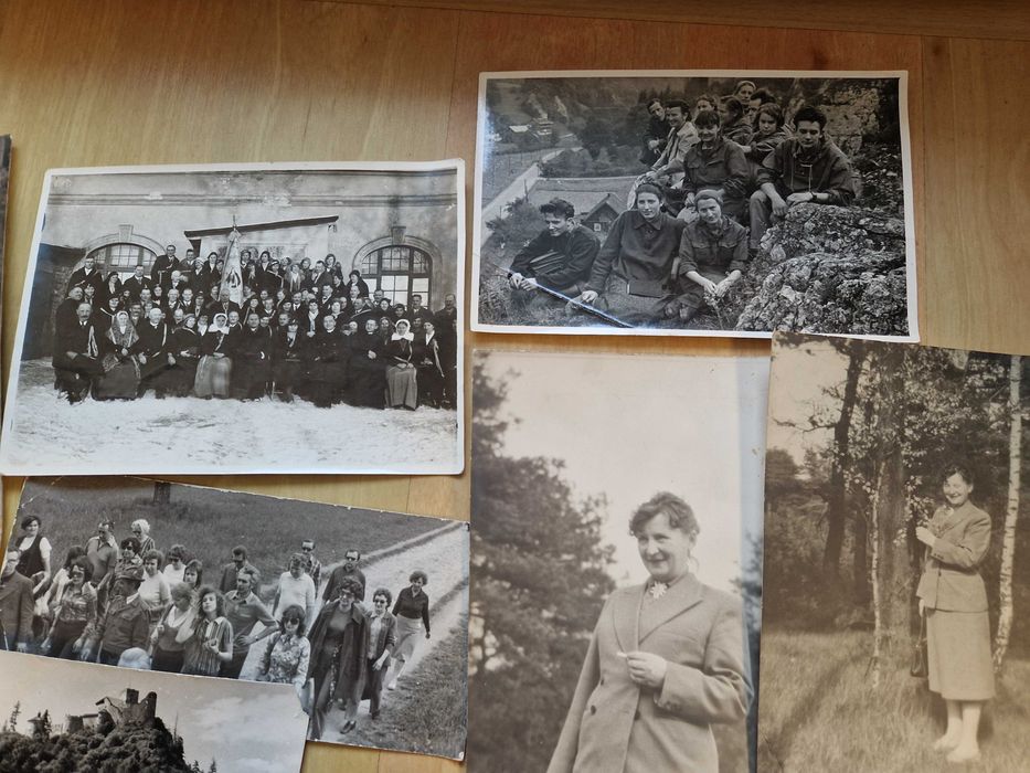 40x Stare zdjęcia czarno białe Duże lata 60-80' 18x13cm rodzina i inne